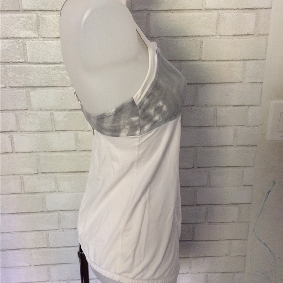 Lululemon women’s white/gray workout tees size 6 - Picture 6 of 7